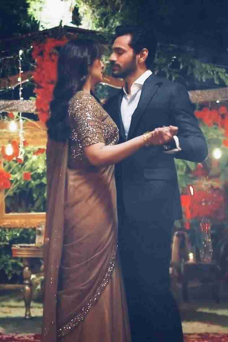 Story Mania - Read Hindi Romantic Stories, Love Novels, and More